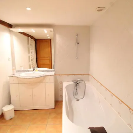 Maison De Caractere Renovee - 8 Pers, Terrain Clos, Cheminee, Proche Gr4 Et Gr400, Activites Nature - Fr-1-742-283 度假居 Brezons